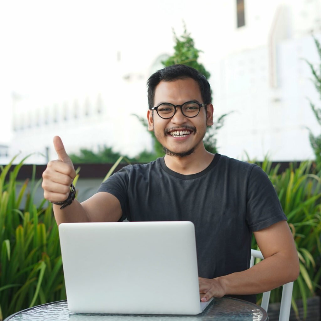 man-with-laptop-online-course